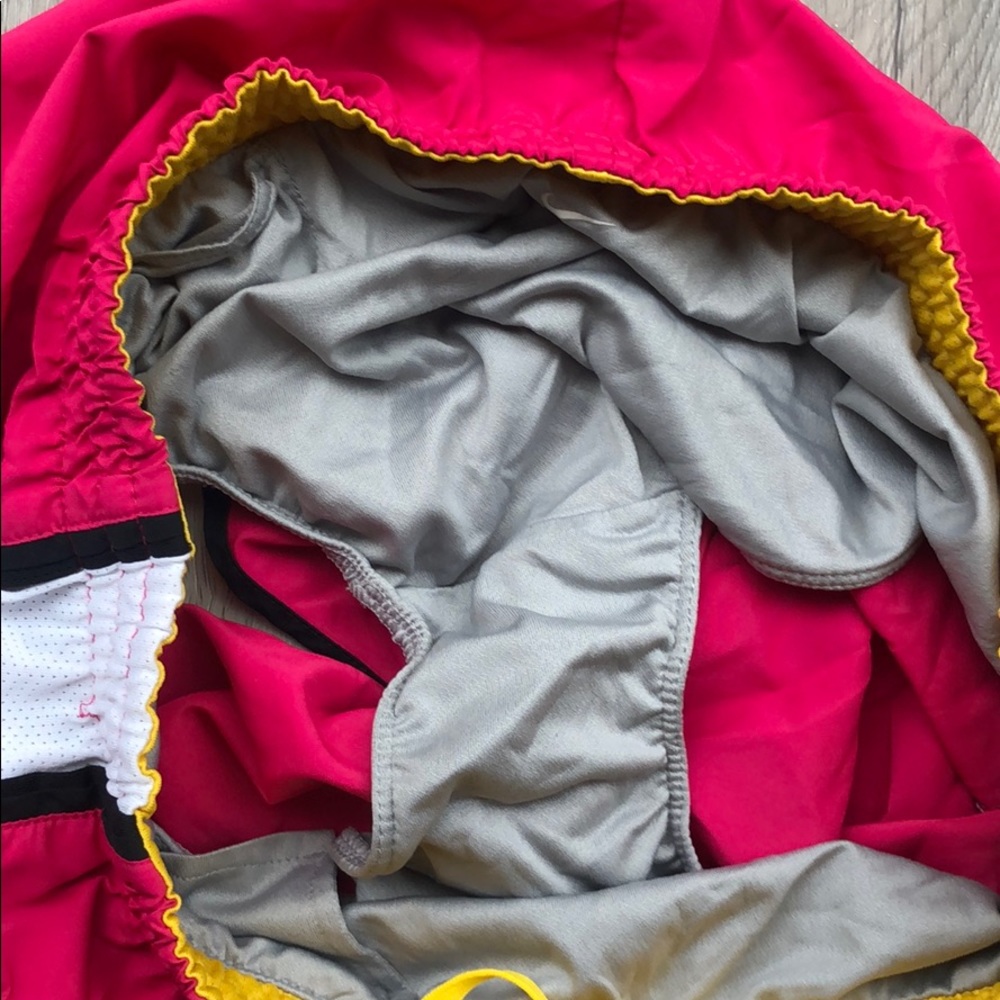 Pink LIVESTRONG Nike shorts - Picture 4 of 5